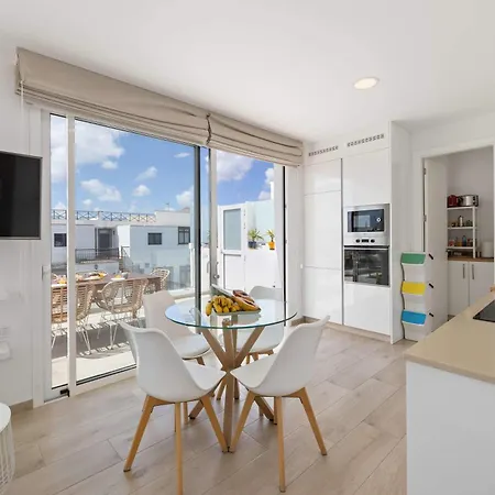 Coastlight Rooftop By Bayside Modern Penthouse * Playa Honda (Lanzarote)