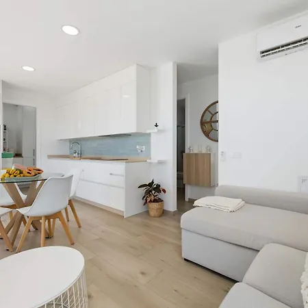 Apartmán Coastlight Rooftop By Bayside Modern Penthouse