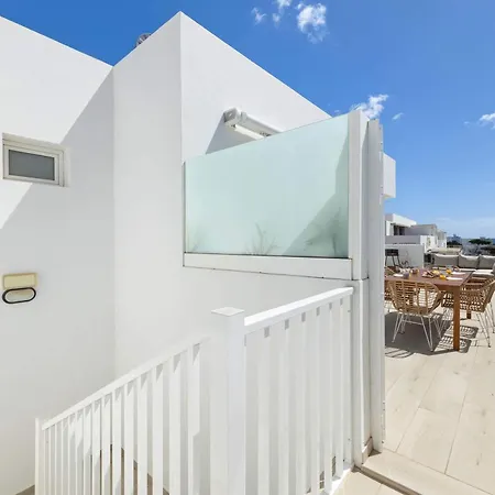 Coastlight Rooftop By Bayside Modern Penthouse Apartmán Playa Honda (Lanzarote)